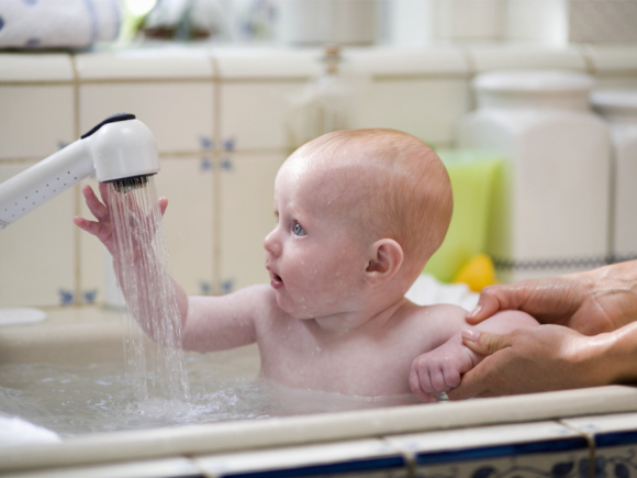 宝宝得了湿疹该怎么办,宝宝湿疹儿科医生教你快速祛湿疹