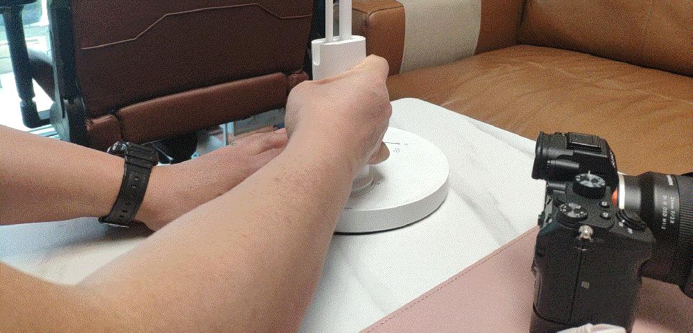 护眼台灯台式和落地款如何选,高性价比护眼台灯选择