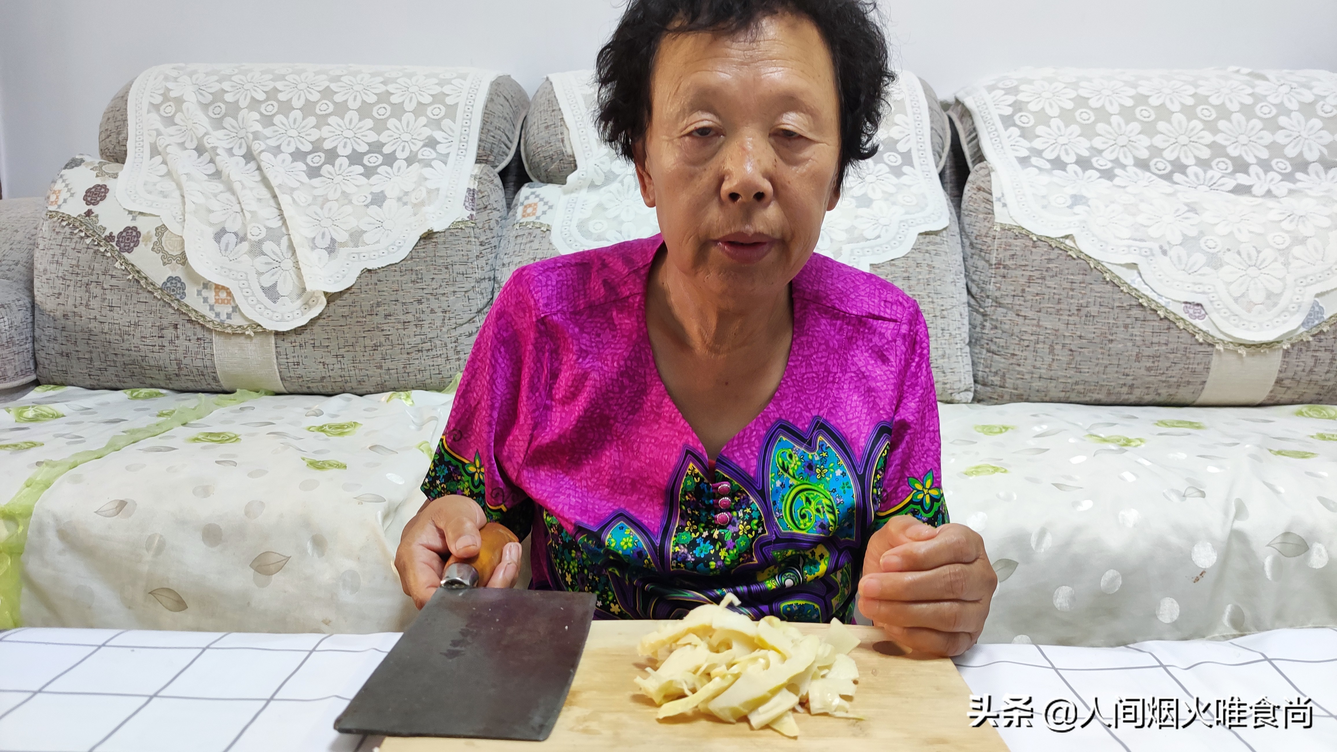 鲜笋炒肉丁,竹笋炒肉丝拌面怎样做才好吃