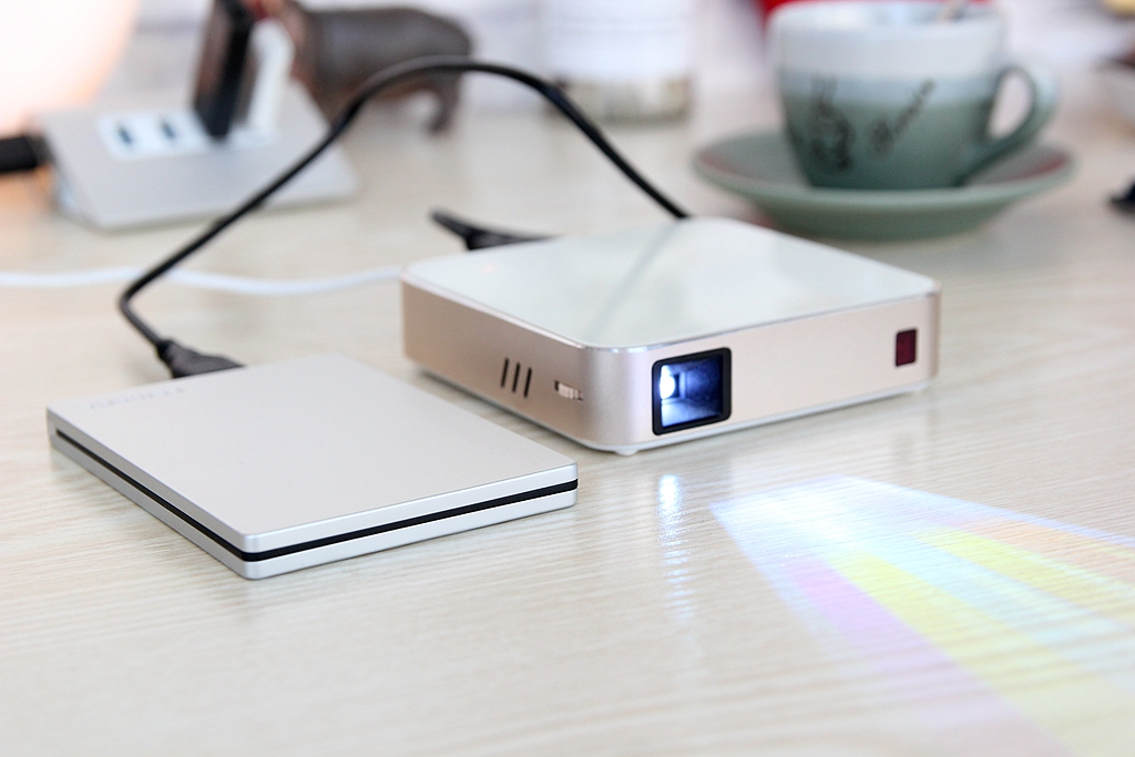 东芝移动硬盘slim1tb评测,东芝固态移动硬盘推荐评测