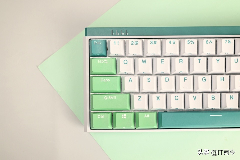 三模机械键盘超薄,三模紧凑机械键盘推荐