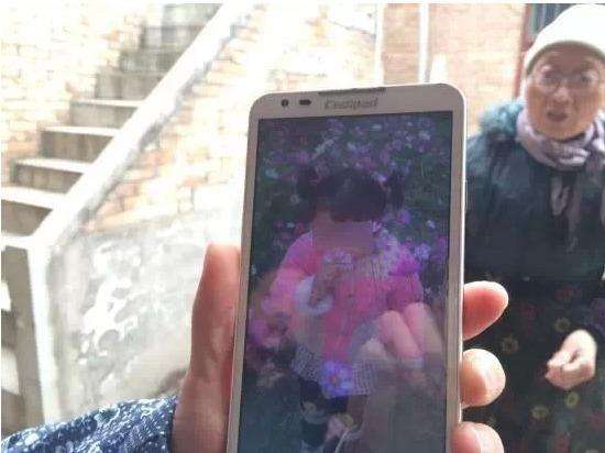 幼儿园疏忽导致儿童死亡,孩子在幼儿园穿错衣服回家害怕哭