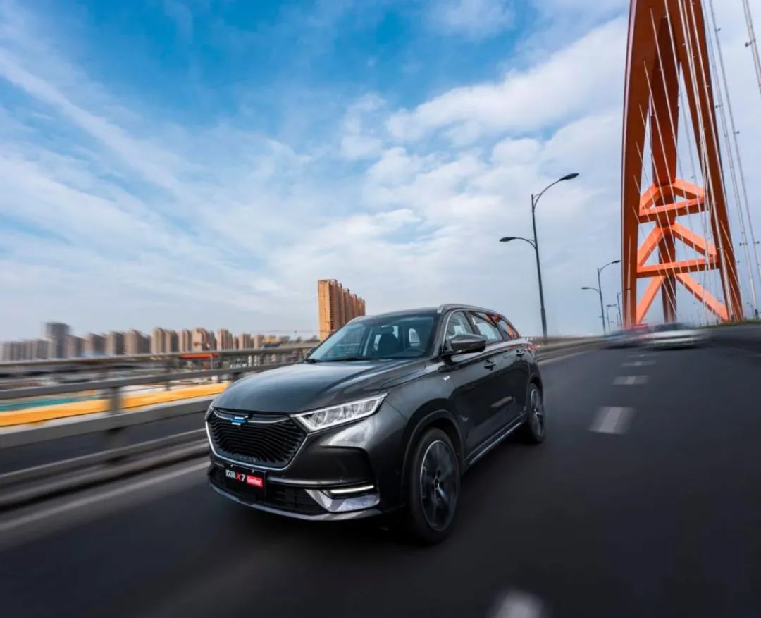 geeker版是长安欧尚x7新增的一款,长安欧尚x7geeker版到店实拍