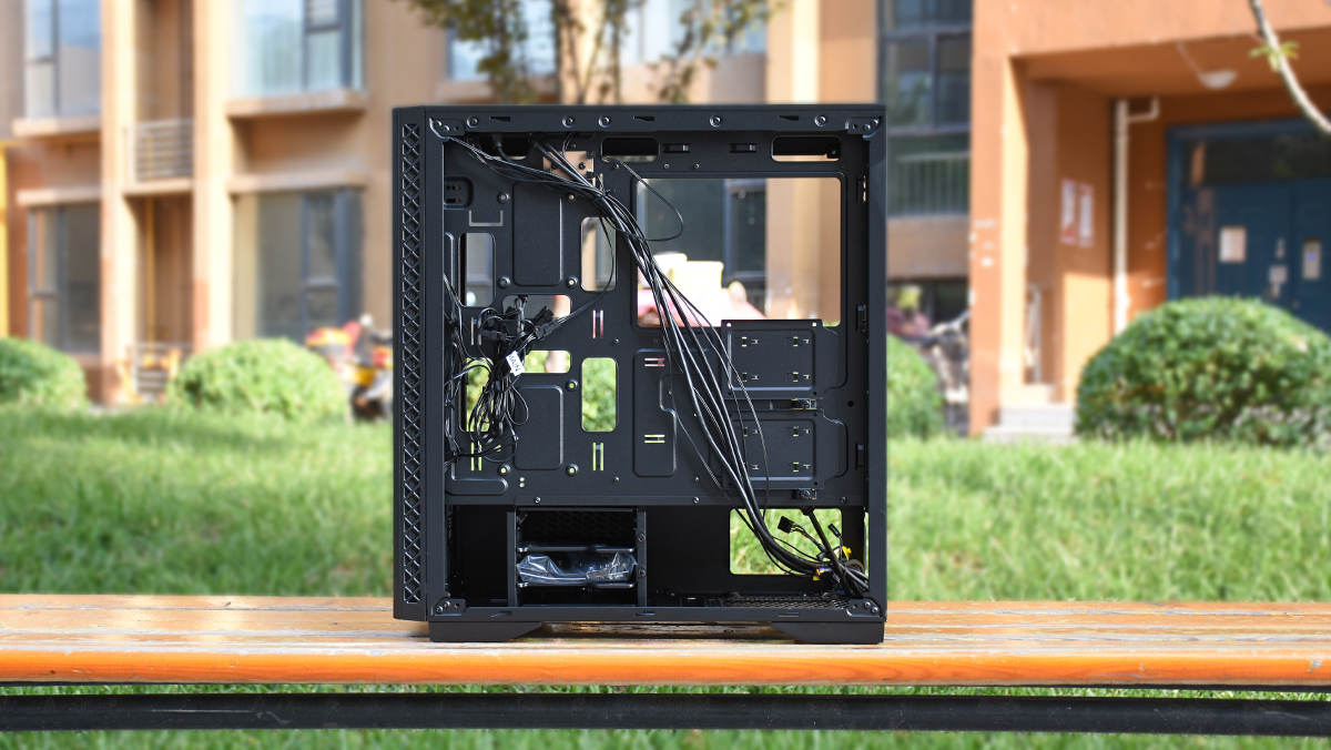 九州风神玄冰50机箱,九州风神玄冰50机箱安装几个风扇