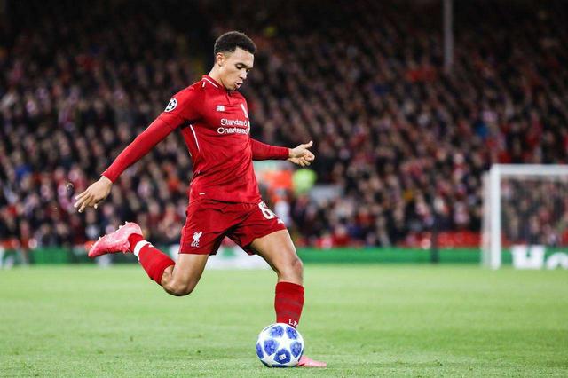 阿诺德几次入选世界最佳阵容,阿诺德十大逆天传球