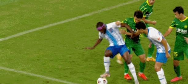 申花国安判罚,申花梅州争议判罚