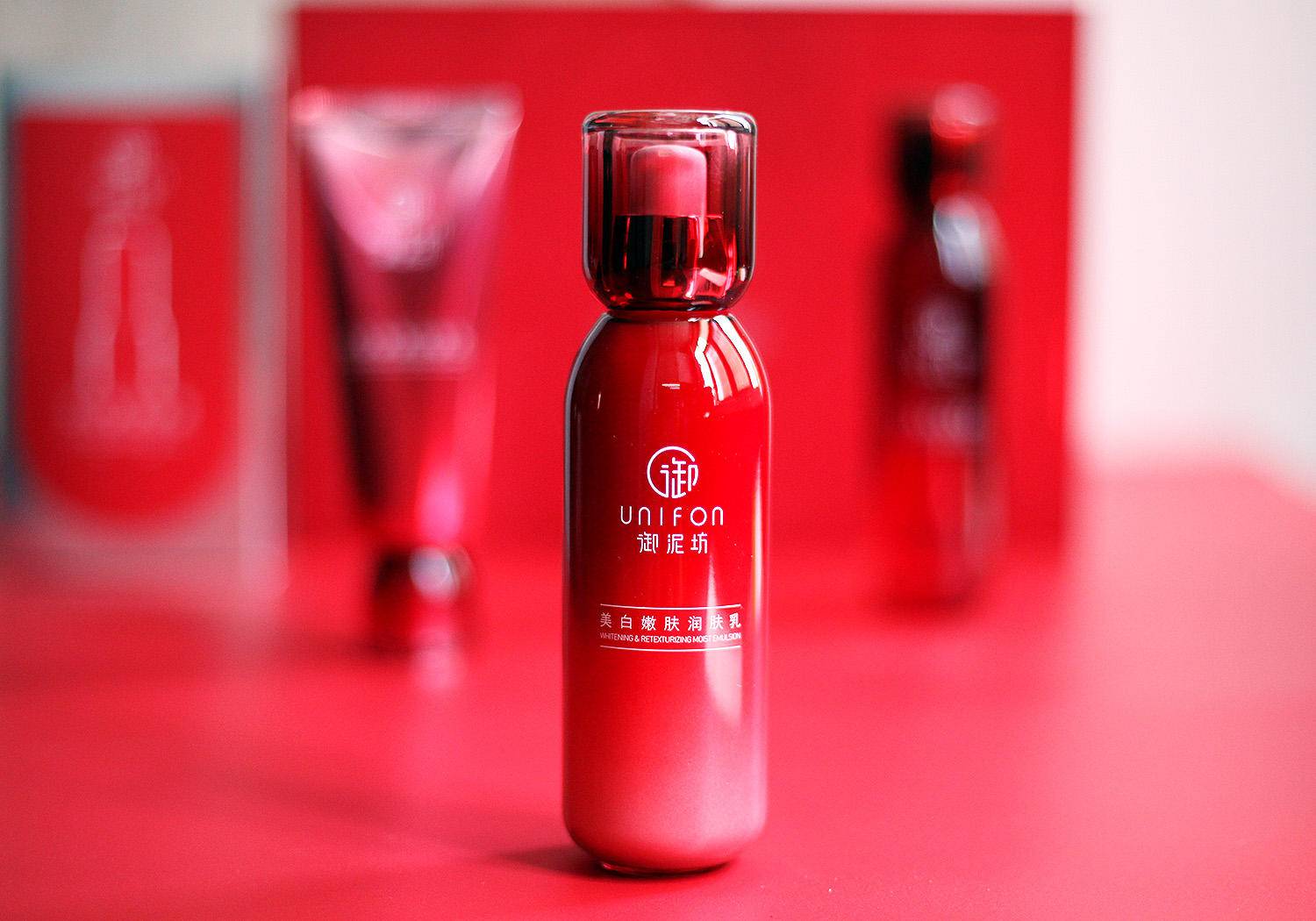 御泥坊美白淡斑套装测评,护肤美白套盒