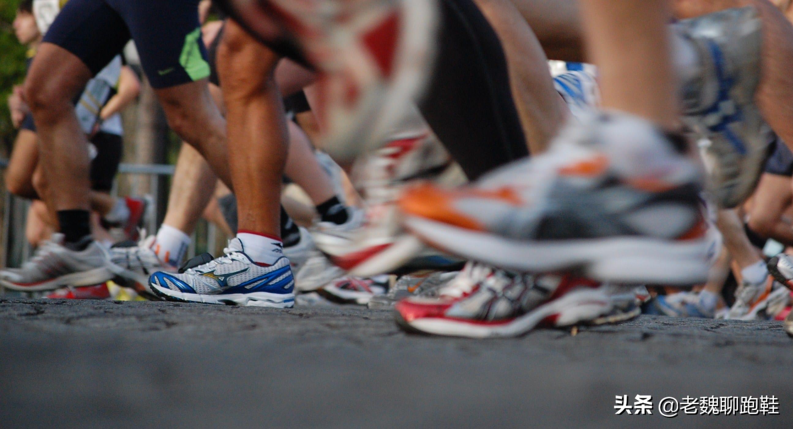 缓震好性价比超高的跑鞋休闲,缓震好性价比高的跑鞋