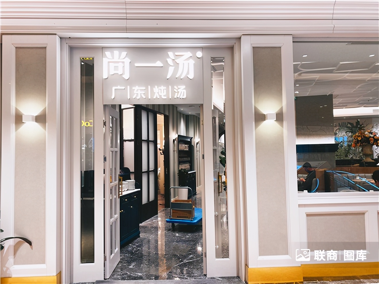 除了高达，中国首家LaLaport啦啦宝都还带来哪些惊喜？