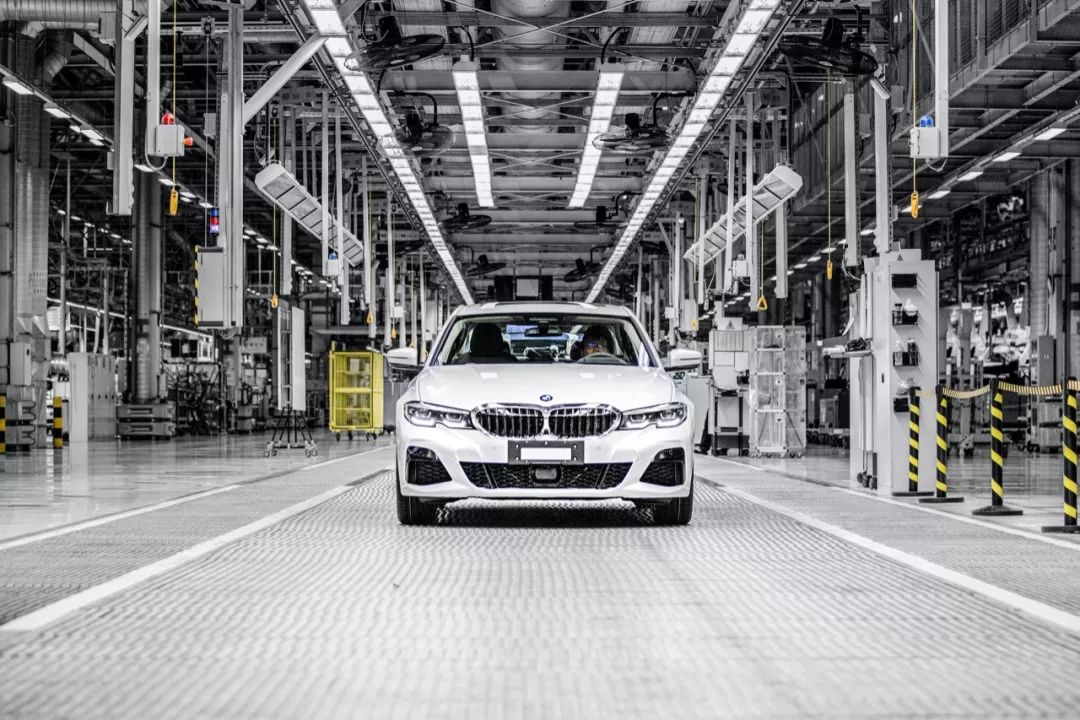 潮流塑递|宝马铁西艺术季开启;捷豹XEL、奔驰GLBSUV上市