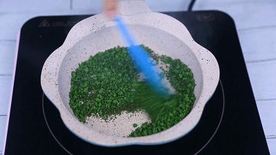 宝宝食欲差吃什么辅食好,宝宝胃口小吃得少