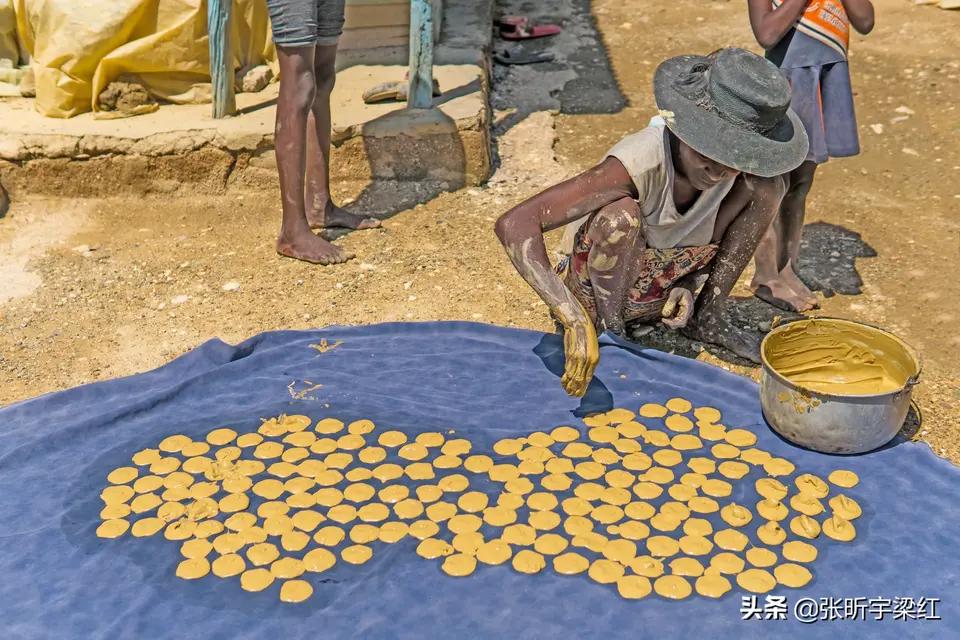 在死海沉浮，探秘无人岛，真正的航海生活比书里精彩一百倍