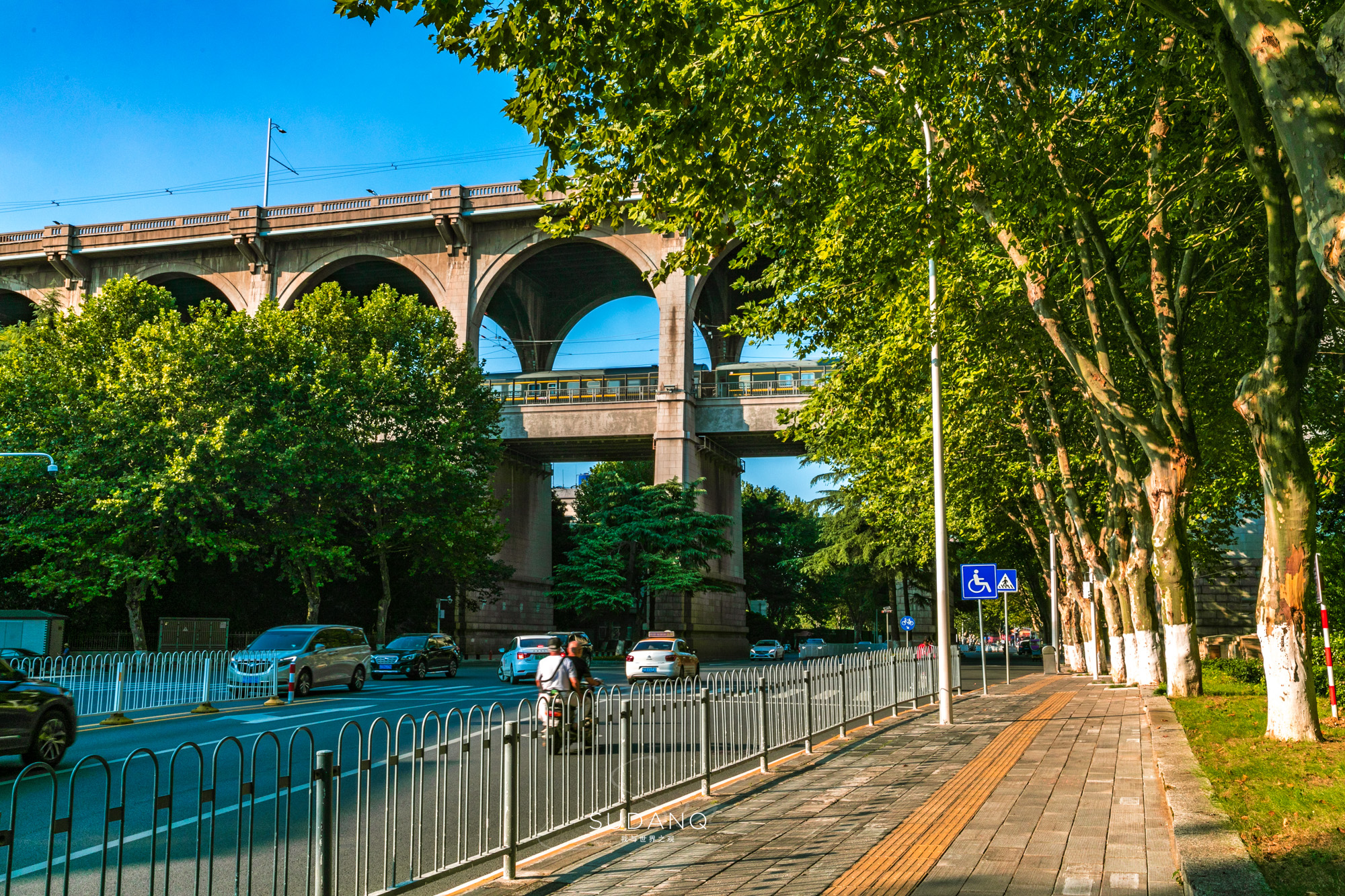 武汉脏乱差街道,武汉街道脏乱差图片