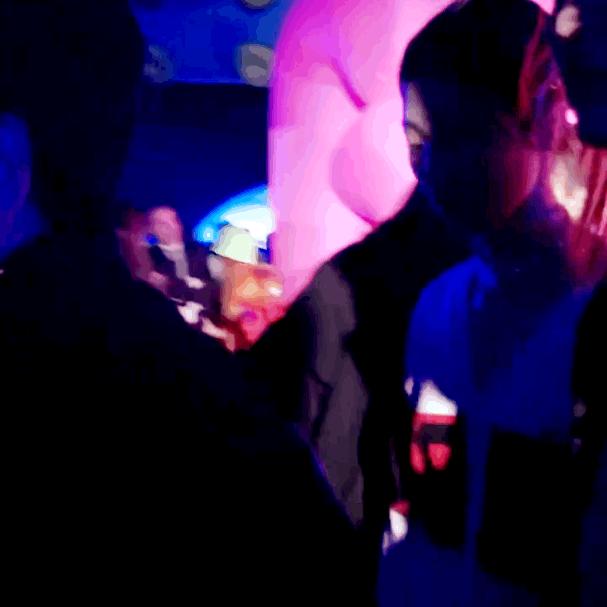 yamy时装周穿搭,yamy黑西装造型