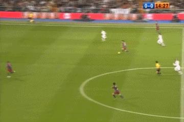 小罗征服伯纳乌拉莫斯,小罗征服了伯纳乌的球迷