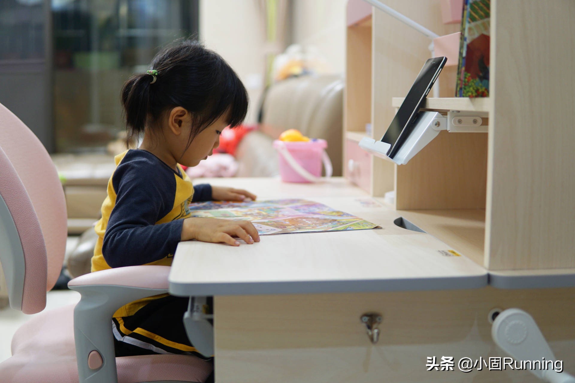 女儿小红花,儿童桌椅学习桌椅1-3岁可以画画