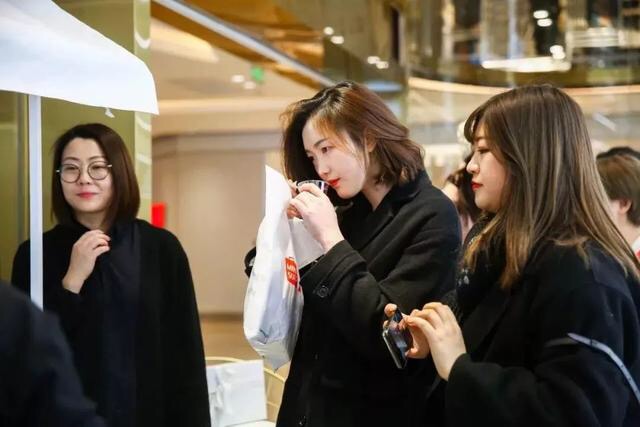 进口大牌美妆集合店,轻奢美妆集合店