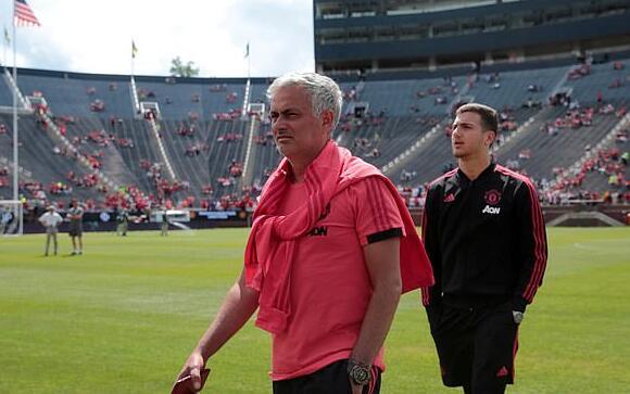 穆帅曼联第二,穆帅英超100场