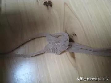 光腿神器丝袜破洞了怎么补救,网眼袜破洞怎么补