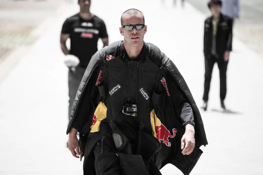 带你了解翼装飞行,翼装飞行为什么还能由低而高