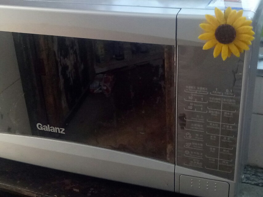 清理微波炉内污渍需要注意什么,清理微波炉最有效的方法