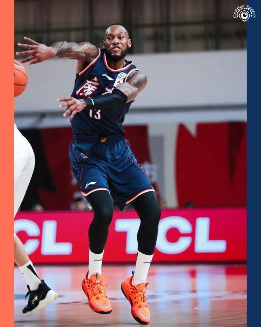 韦德上脚球鞋全城9,韦德之道全城9无眠配色