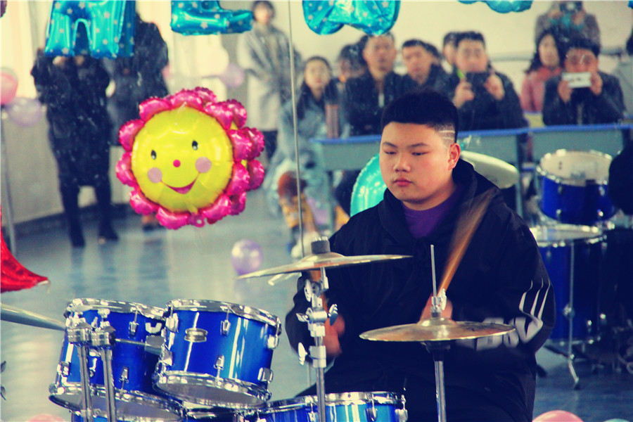 怎么样的学生更容易考上四川音乐学院附中?