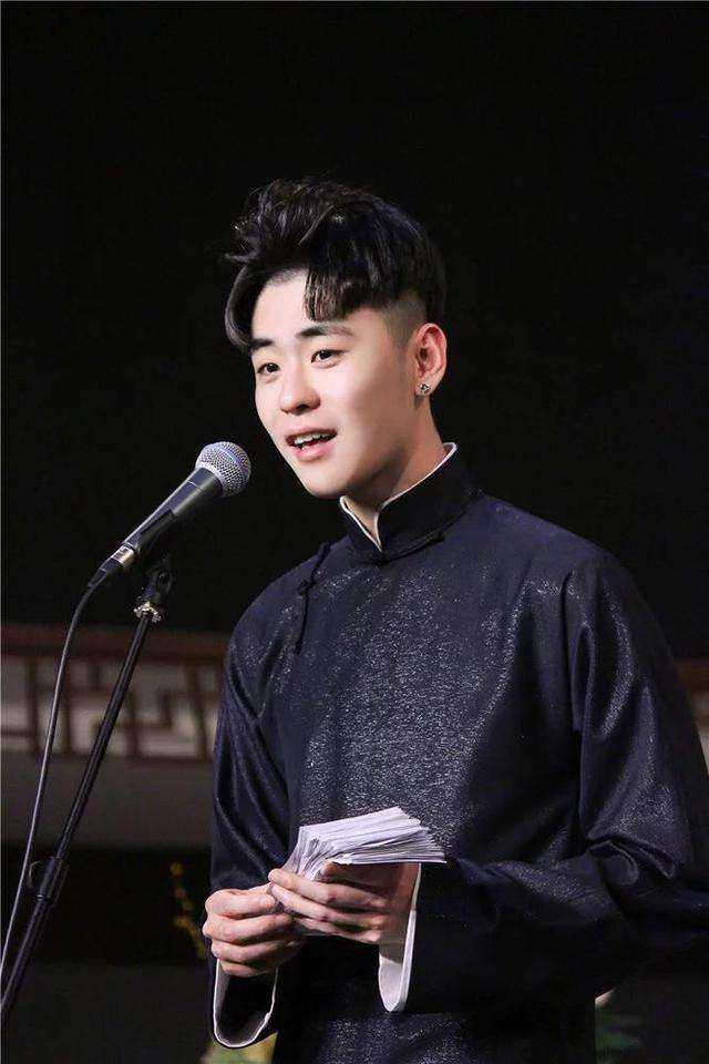 辫儿哥张云雷真的退圈了吗,德云社辫儿哥哥张云雷