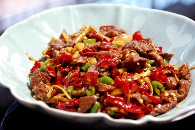 红烧牛肉的7种做法,红烧牛肉最好吃的做法川菜