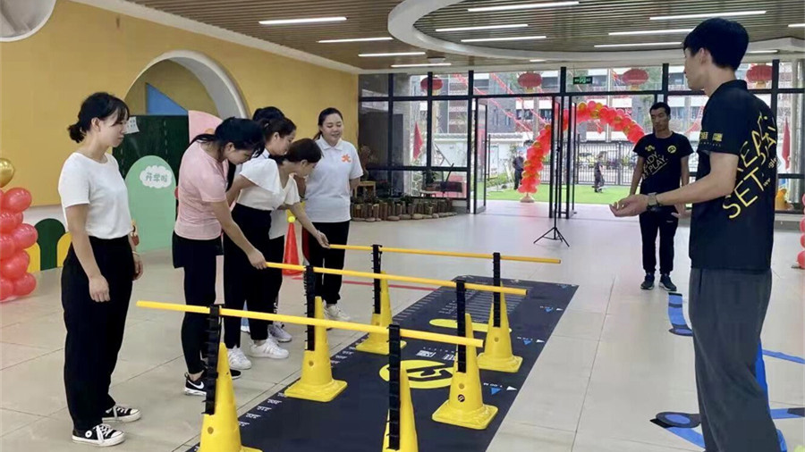 幼儿园教师足球培训视频,全国足球特色幼儿园培训