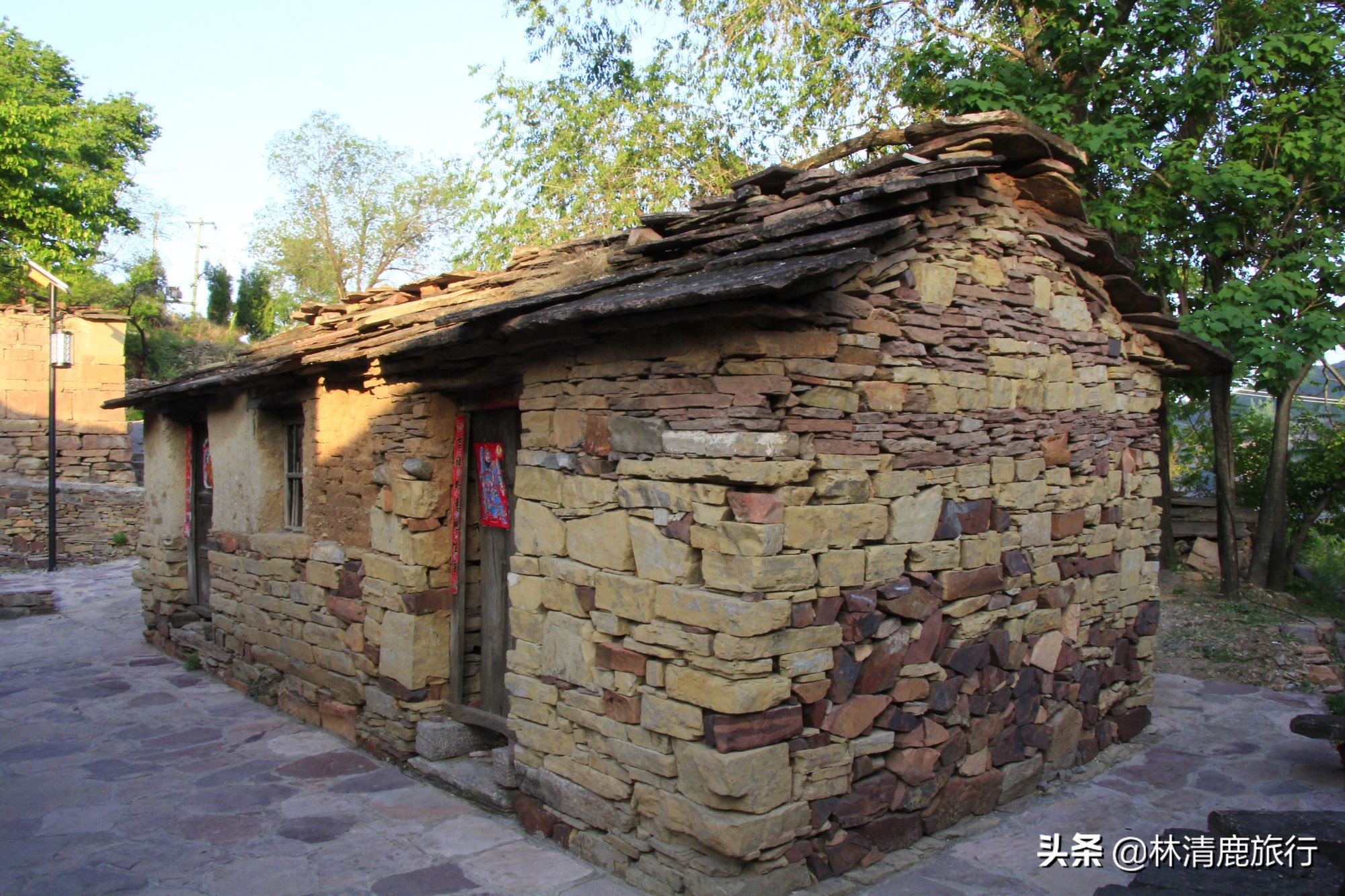 一个被遗忘的石头村,石头村一个被遗忘的古朴村落