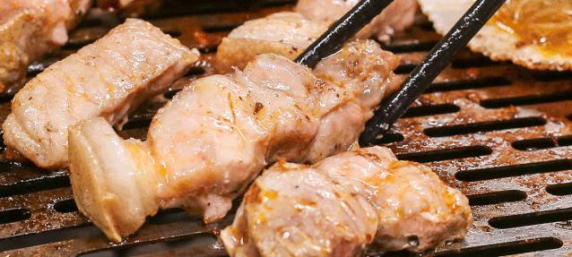 称霸绵阳5年的「西昌火盆烧烤」，菜品丰富敞开吃