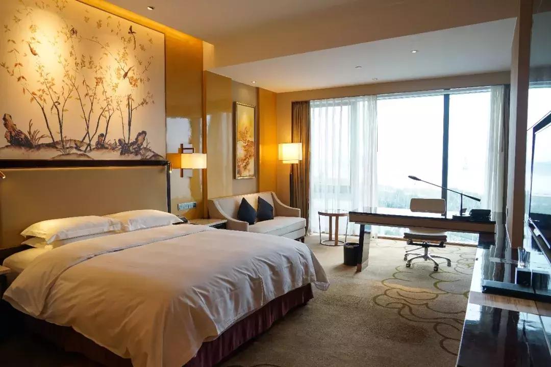 「思远说酒店」汉*江阳**滩繁华地——世茂希尔顿