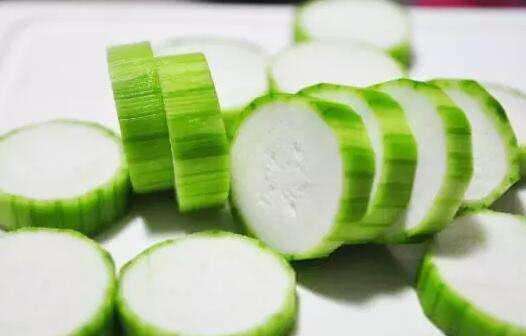 各类水果美白皮肤小窍门