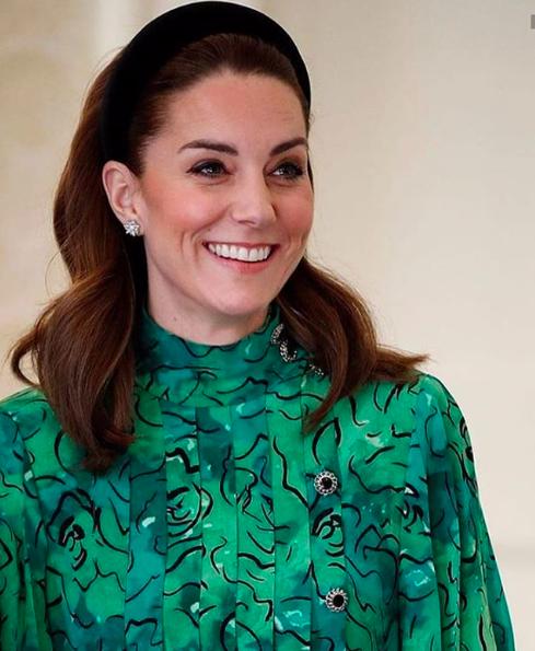 梅根闪亮登场,梅根退出王室后首秀