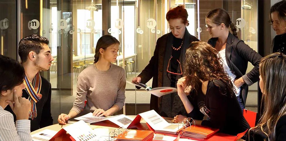 kda鏁欏鐩存挱,kda楂樻牎璧扮