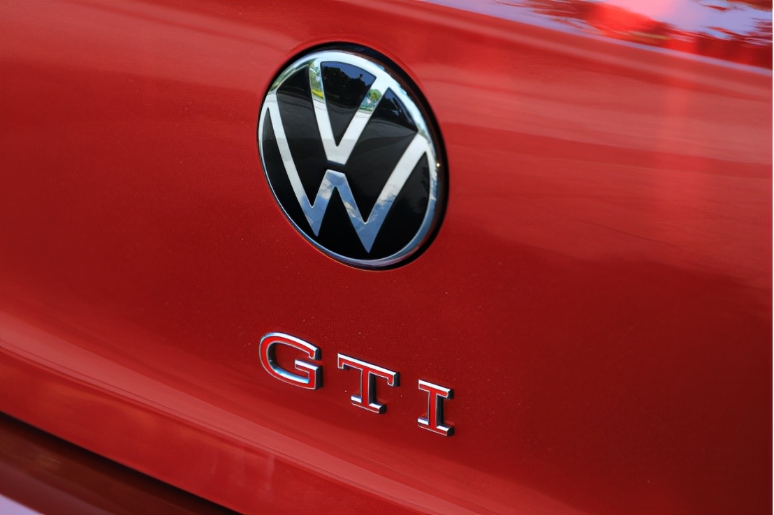 八代高尔夫gti赛道表现,全新高尔夫gti试驾