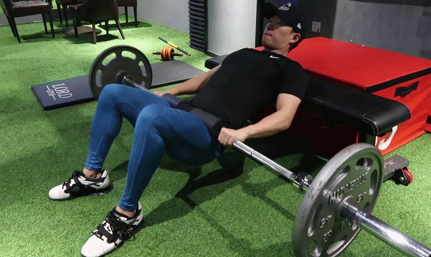 正确深蹲锻炼法锻炼臀肌,如何激活臀部肌肉比深蹲更有效