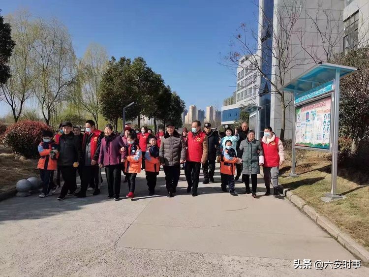 *光春**烂漫静待花开﻿——丰安小学3月活动纪实