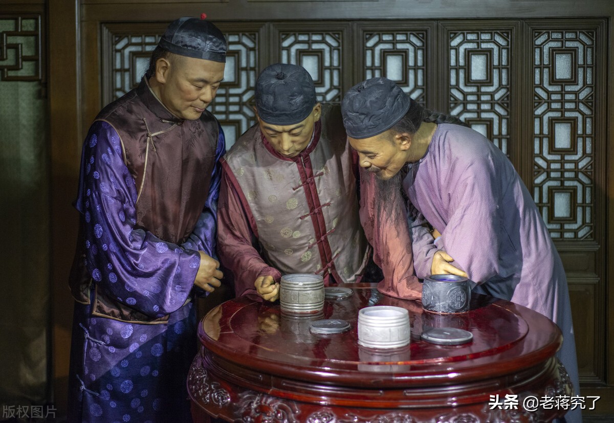 蟋蟀的捕捉讲解,老蒋讲虫子视频大全