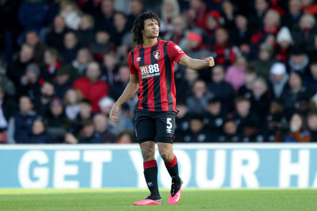 英超十大后卫,这赛季英超最强的十位球员