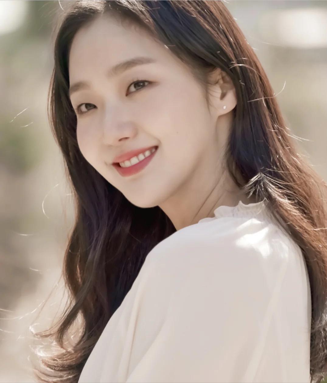 单眼皮肿眼泡眼妆高级感,金高银眼妆肿眼泡