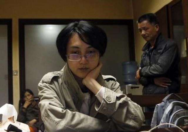 05年“背母上大学”的刘霆，10年后接受变性手术，后来怎样了？