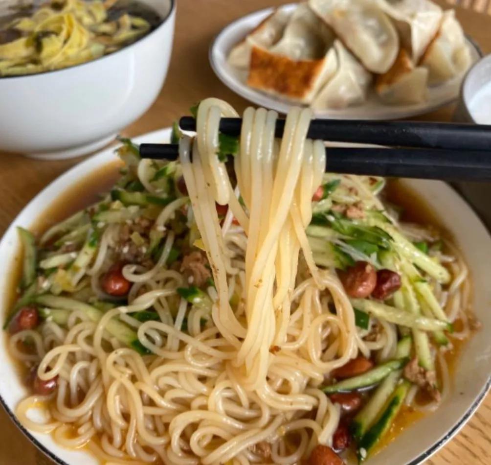 中国最适合摆摊卖吃的的城市,小县城卖什么吃的好有特色