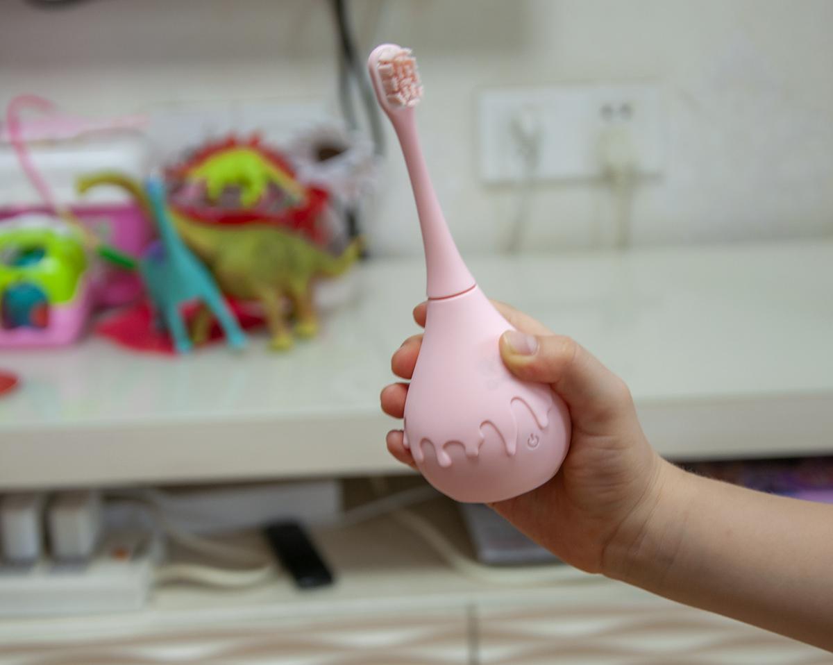 蔻宝儿童电动牙刷,蔻宝宝儿童电动牙刷怎么充电