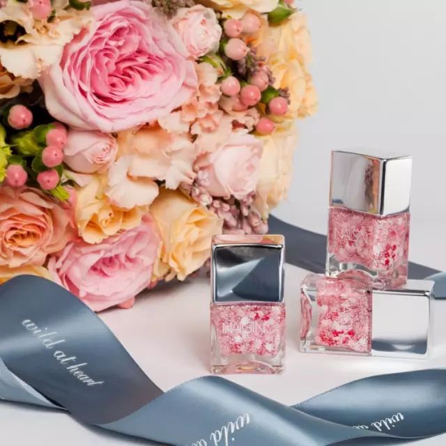 那些看起来很简单实际很难的美甲,有些人看起来很精致其实很穷