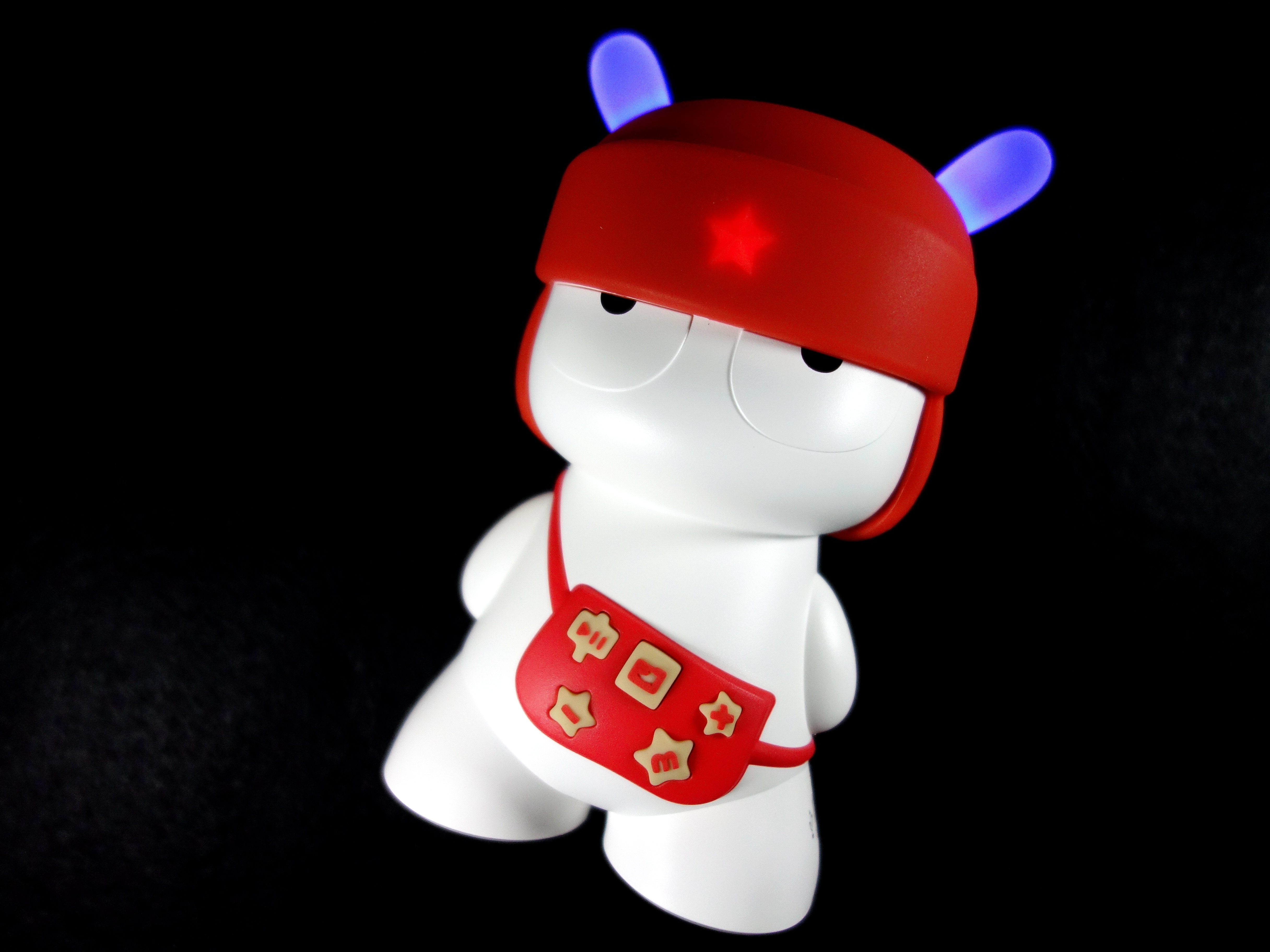 音质好得不像智能音箱,音质不闷的音箱