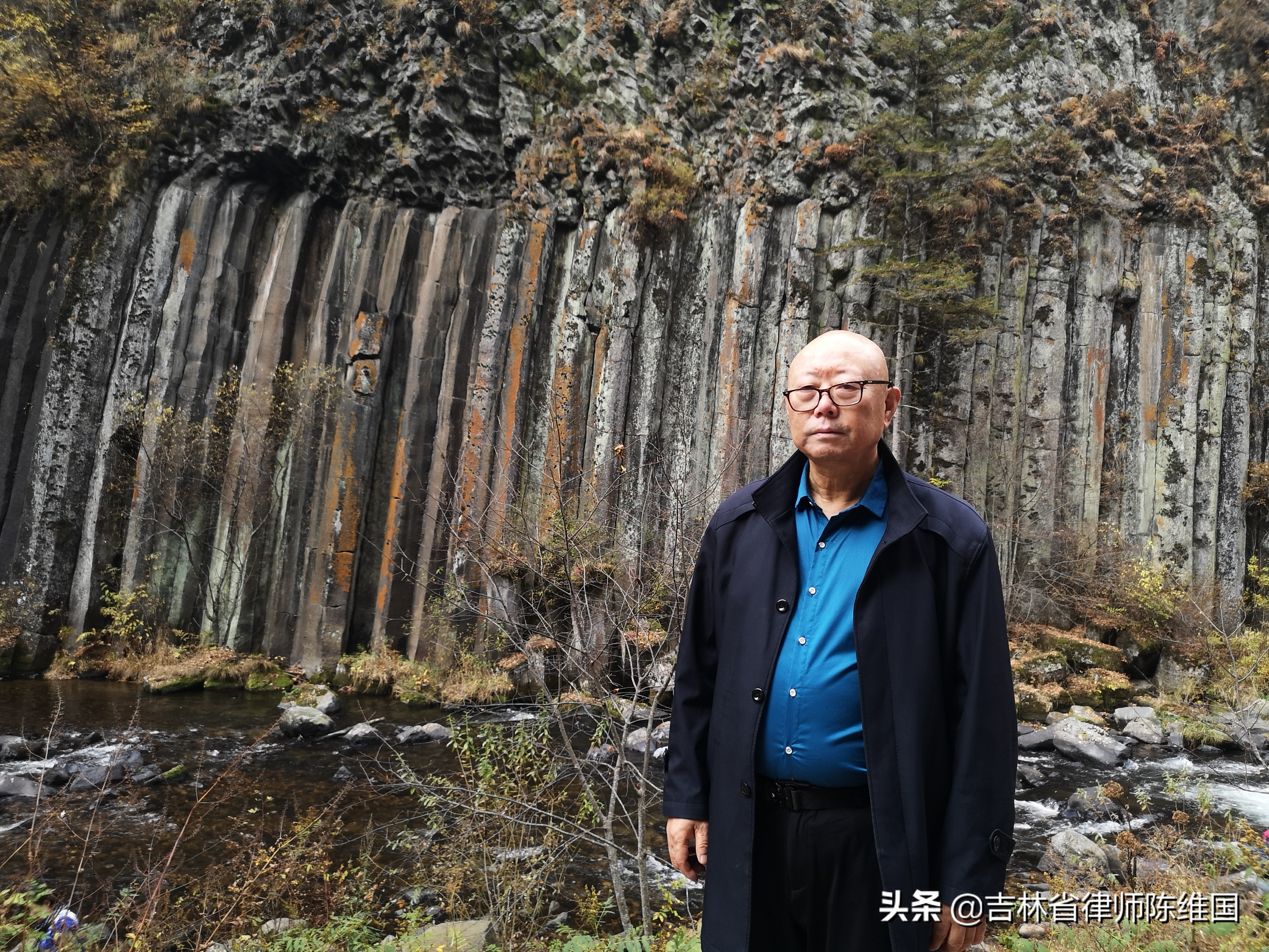 奇石碧水望天鹅－国庆游记之三