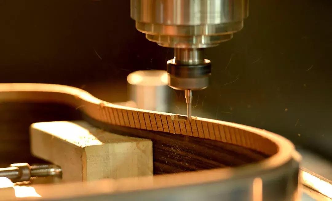 卡马|理工男眼里的吉他，是什么模样？