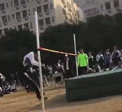 拔河比赛搞笑视频开心一刻,拔河搞笑动图